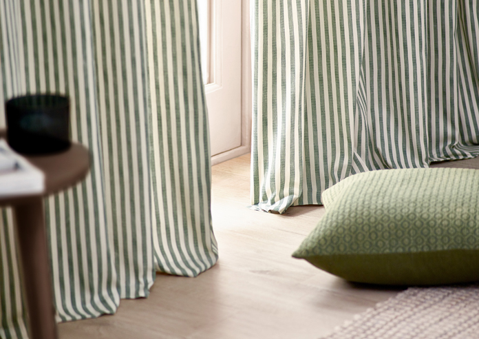 Hebden Eyelet, Forest Green - Ready Made Curtains - Image 6